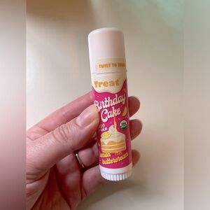 Lemon buttercream jumbo lip balm 🍋 🧁